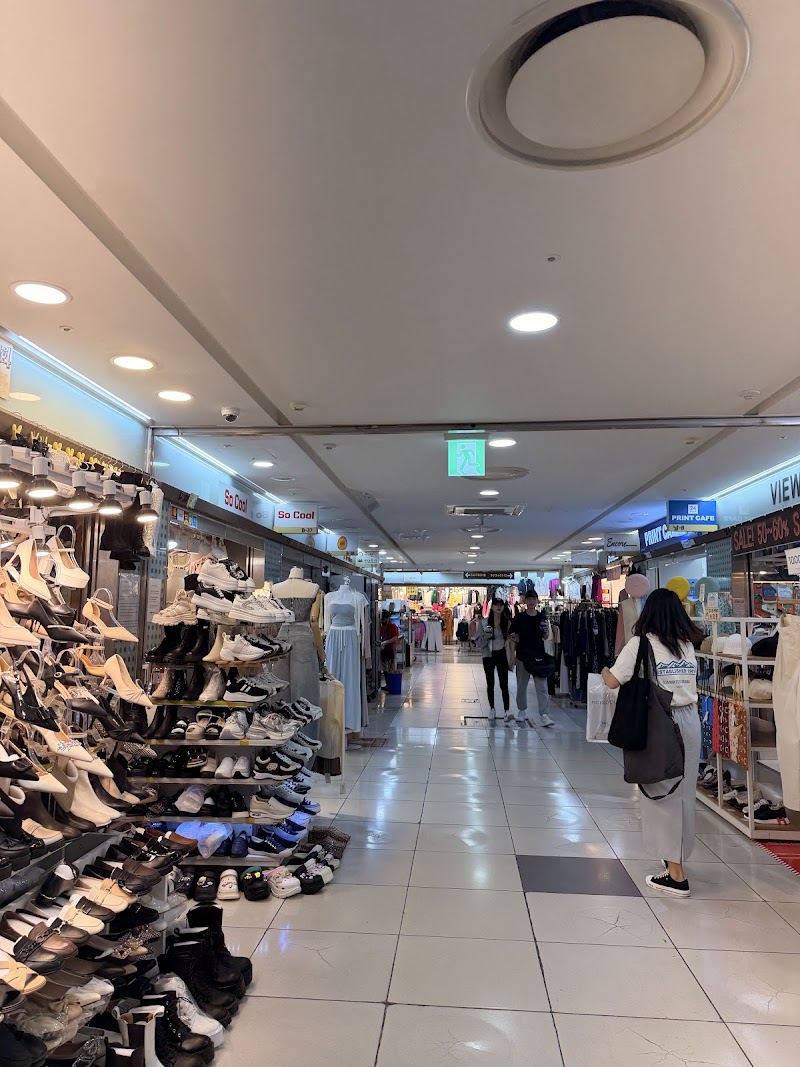 Gangnam Station Underground Shopping