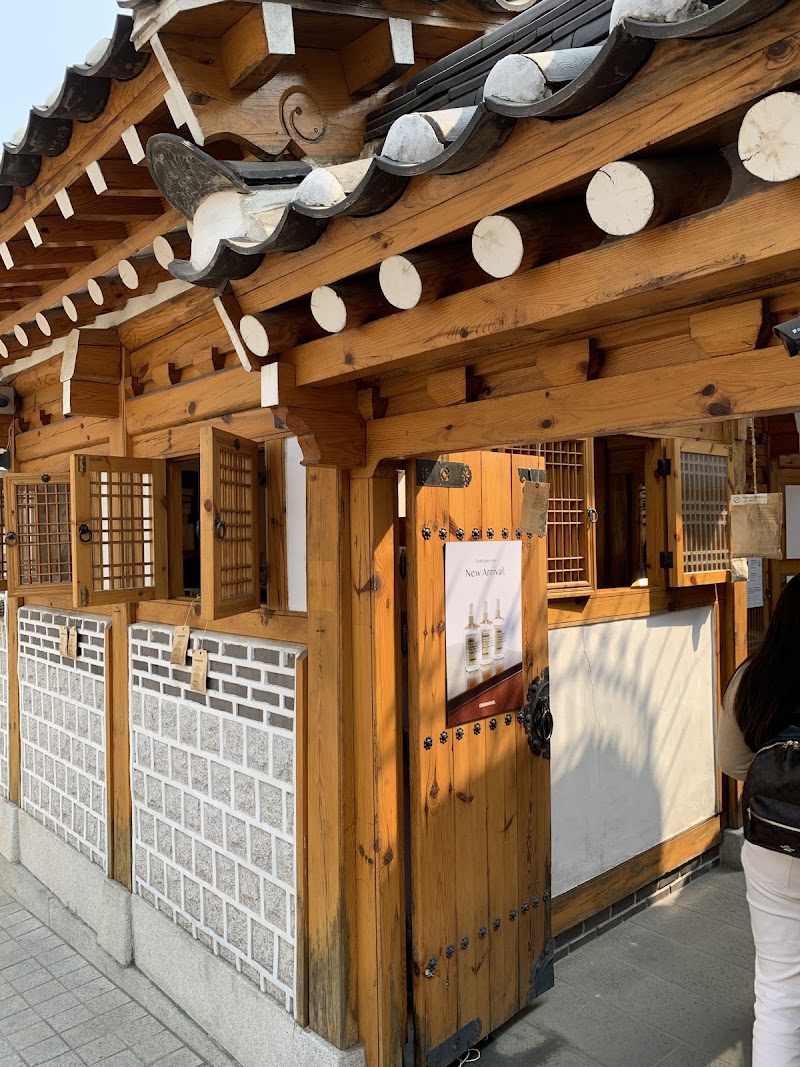Granhand Bukchon