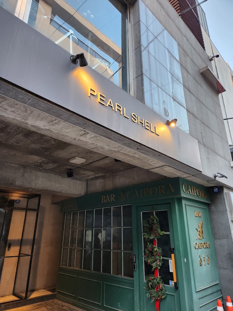Pearl Shell Cheongdam