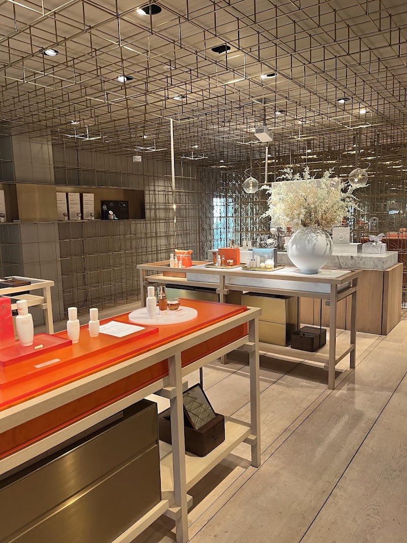 Sulwhasoo Dosan Flagship Store